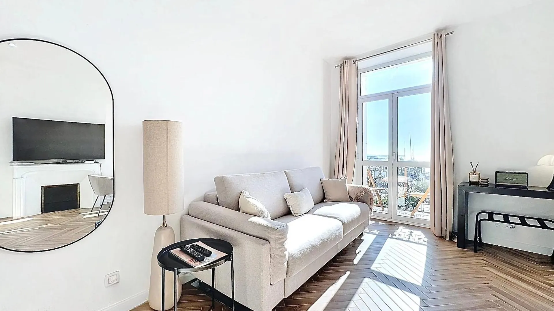 Apartment Deluxe Seaview Balcony - 2 Min Palais & Beach Cannes